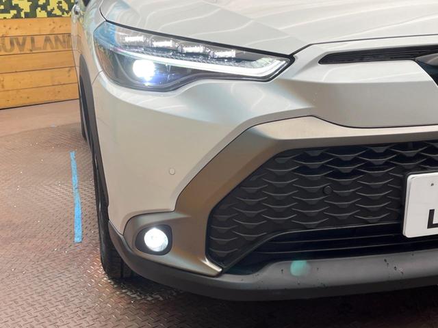 カローラクロス ハイブリッド　Ｚ　純正１０．５インチディスプレイオーディオ　バックカメラ　トヨタセーフティセンス　禁煙車　レーダークルーズ　デジタルインナーミラー　パワーバックドア　シートヒーター　ドライブレコーダー　フルセグ（12枚目）