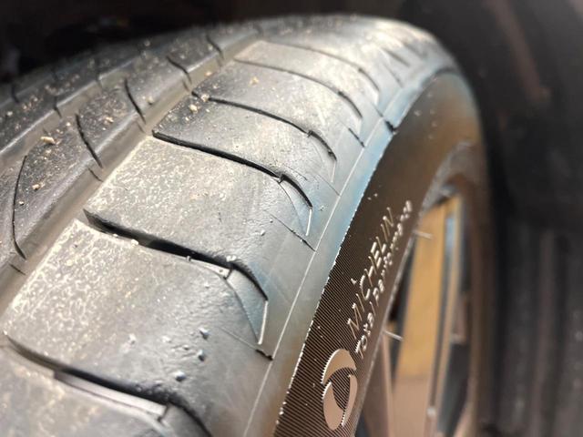 カローラクロス ハイブリッド　Ｚ　純正１０．５インチディスプレイオーディオ　バックカメラ　トヨタセーフティセンス　禁煙車　レーダークルーズ　デジタルインナーミラー　パワーバックドア　シートヒーター　ドライブレコーダー　フルセグ（25枚目）