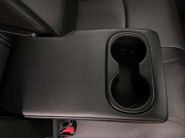 カローラクロス ハイブリッド　Ｚ　純正１０．５インチディスプレイオーディオ　バックカメラ　トヨタセーフティセンス　禁煙車　レーダークルーズ　デジタルインナーミラー　パワーバックドア　シートヒーター　ドライブレコーダー　フルセグ（38枚目）