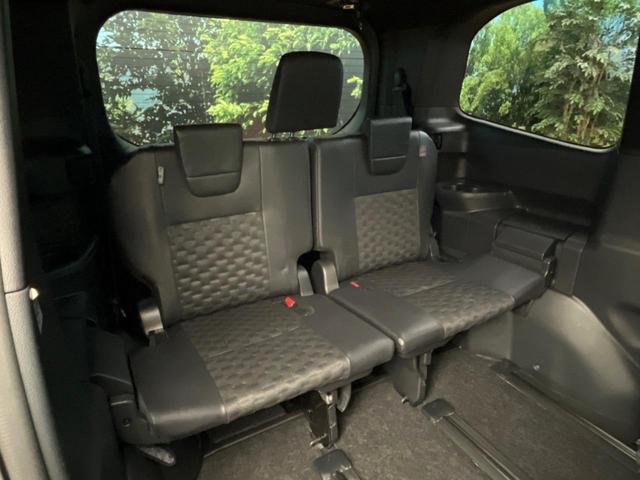 ヴォクシー ハイブリッドS-Z 快適利便パッケージ 純正10.5インチディスプレイオーディオ バックカメラ 両側電動ドア ETC2.0 CD/DVD アクセサリーコンセント LEDヘッドライト 純正17インチアルミホイール(10枚目)