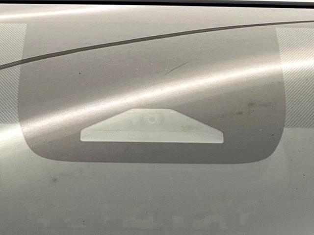 ヴォクシー ハイブリッドS-Z 快適利便パッケージ 純正10.5インチディスプレイオーディオ バックカメラ 両側電動ドア ETC2.0 CD/DVD アクセサリーコンセント LEDヘッドライト 純正17インチアルミホイール(28枚目)