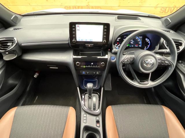 ヤリスクロス ハイブリッドZ アドベンチャー 純正8インチナビ 禁煙車 パノラミックビューモニター ブラインドスポットモニター ステアリングヒーター セーフティセンス LEDヘッドライト フルセグ Bluetooth 純正18インチアルミ(2枚目)