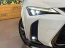 【三眼LEDヘッドライト】スタイリッシュな見た目の三眼LEDヘッドライトを装備♪スタイルだけでなく、夜間の走行も視界良好で安心してお乗りいただけます。