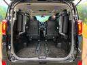 後席を格納すると、これだけの広さが！シーンに合わせたシートアレンジで、大きな荷物も積むことが出来ます♪