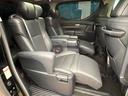 後部座席も気になるようなキズ・汚れやへたり等、大きなダメージはなく、良好な状態です。
