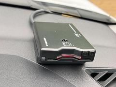 【ＥＴＣ】高速道路の料金所をストレスなく通過！話題のスポットやサービスエリアに多い「スマートIntercooler」利用時は必須のアイテムです。当店でセットアップを実施、ご納車当日からすぐにご利用いただけます！ 6