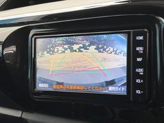 【バックカメラ】駐車時に後方がリアルタイム映像で確認できます。大型商業施設や立体駐車場での駐車時や、夜間のバック時に大活躍！運転スキルに関わらず、今や必須となった装備のひとつです！ 4