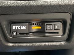 【ＥＴＣ】高速道路の料金所をストレスなく通過！話題のスポットやサービスエリアに多い「スマートIntercooler」利用時は必須のアイテムです。当店でセットアップを実施、ご納車当日からすぐにご利用いただけます！ 7