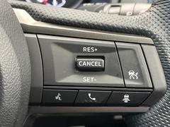 �ڥ졼�������롼������ȥ�����۹�®ƻϩ�Ǥ�Ĺ��Υ���Ԥ��ڤˡ�����ư��®�٤��ݤĥ��롼������ȥ����뤬�����ͷڸ������ƥ��Ϣ�Ȥ��������μ�ξ���Τ��Ƽִ֤��ݤĤ褦��®��Ĵ�ᤷ�Ƥ���ޤ����� 6