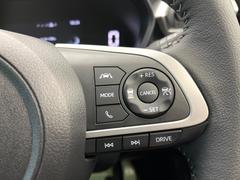 �ڥ����ץƥ��֥��롼������ȥ�����۹�®ƻϩ�Ǥ�Ĺ��Υ���Ԥ��ڤˡ�����ư��®�٤��ݤĥ��롼������ȥ����뤬�����ͷڸ������ƥ��Ϣ�Ȥ��������μ�ξ���Τ��Ƽִ֤��ݤĤ褦��®��Ĵ�ᤷ�Ƥ���ޤ����� 6