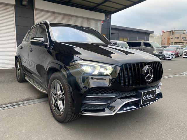 GLE GLE400d 4マチックスポーツ 7人乗り パノラマサンルーフ ブルメスターサウンド 黒本革シート 電動バックドア シートベンチレーション 前後ドライブレコーダー 20インチAW(3枚目)