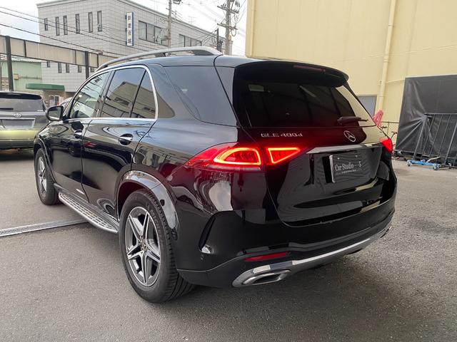 GLE GLE400d 4マチックスポーツ 7人乗り パノラマサンルーフ ブルメスターサウンド 黒本革シート 電動バックドア シートベンチレーション 前後ドライブレコーダー 20インチAW(7枚目)