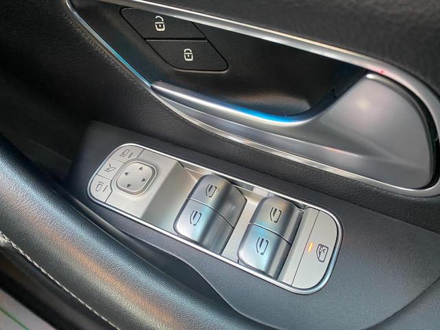 GLE GLE400d 4マチックスポーツ 7人乗り パノラマサンルーフ ブルメスターサウンド 黒本革シート 電動バックドア シートベンチレーション 前後ドライブレコーダー 20インチAW(29枚目)
