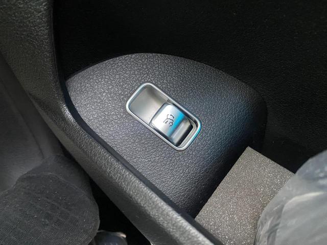 GLE GLE400d 4マチックスポーツ 7人乗り パノラマサンルーフ ブルメスターサウンド 黒本革シート 電動バックドア シートベンチレーション 前後ドライブレコーダー 20インチAW(30枚目)