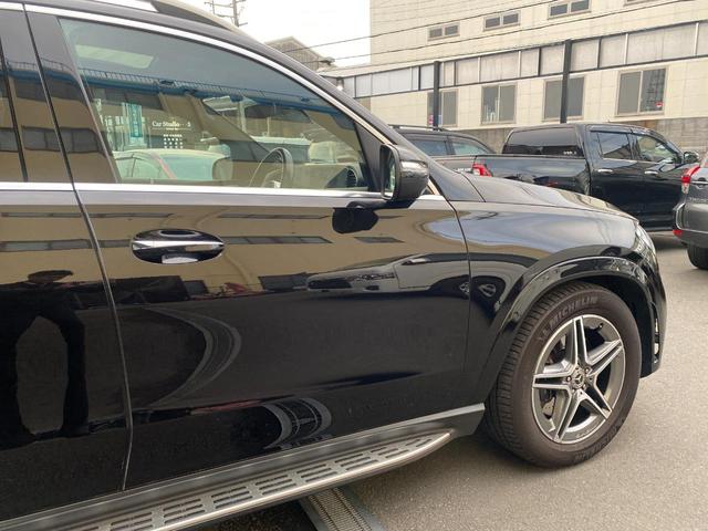 GLE GLE400d 4マチックスポーツ 7人乗り パノラマサンルーフ ブルメスターサウンド 黒本革シート 電動バックドア シートベンチレーション 前後ドライブレコーダー 20インチAW(46枚目)