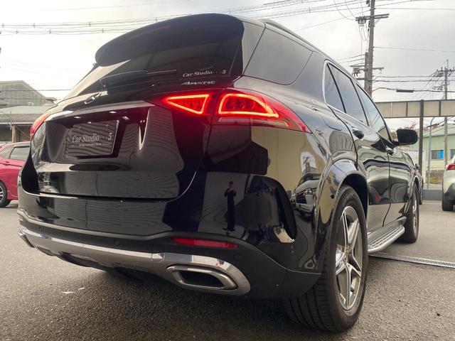 GLE GLE400d 4マチックスポーツ 7人乗り パノラマサンルーフ ブルメスターサウンド 黒本革シート 電動バックドア シートベンチレーション 前後ドライブレコーダー 20インチAW(48枚目)