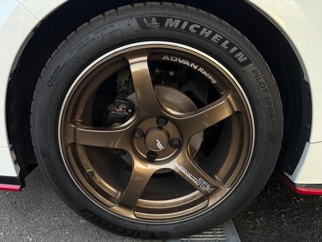 ノート  NISMO Tuned eパワー フルエアロ BOSEパーソナルサウンドシステム NISSANコネクト9インチナビ ホットプラスパッケージ ETC 全周囲モニター デジタルインナーミラー(62枚目)