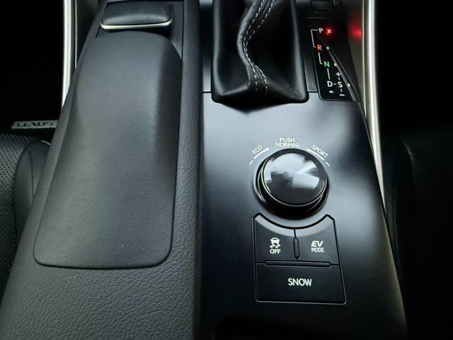 IS IS300h 純正ナビゲーション DVD 17インチアルミホイール 運転席・助手席シートヒーター&ベンチレーション 電動シート    シートメモリー ETC ドライブレコーダー(15枚目)