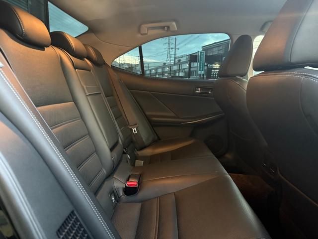 IS IS300h 純正ナビゲーション DVD 17インチアルミホイール 運転席・助手席シートヒーター&ベンチレーション 電動シート    シートメモリー ETC ドライブレコーダー(44枚目)