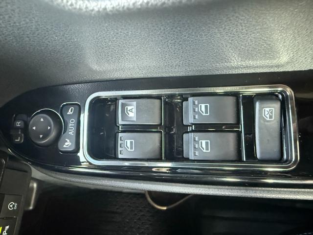 タント カスタムX 両側パワースライドドア 純正ナビ 運転席 助手席シートヒーター 14インチ純正AW バックモニター(23枚目)