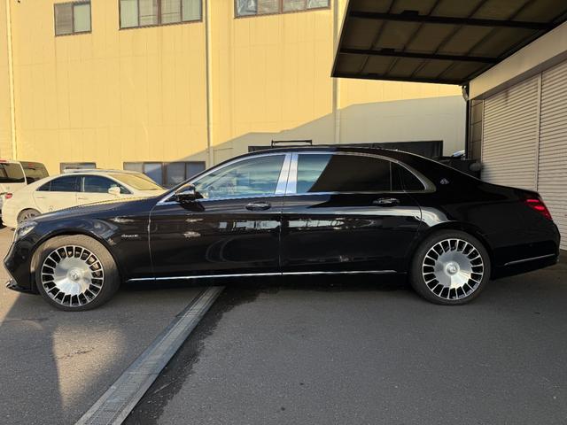 Sクラス S560 4マチック S560 4マチック(5名) デザインパッケージ・ベージュ マルチスポーク20インチアルミホイール リモートパーキングパッケージ パノラミックスライディングサンルーフ リアエンターテイメントシステム(13枚目)