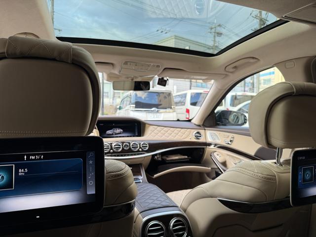 Sクラス S560 4マチック S560 4マチック(5名) デザインパッケージ・ベージュ マルチスポーク20インチアルミホイール リモートパーキングパッケージ パノラミックスライディングサンルーフ リアエンターテイメントシステム(55枚目)