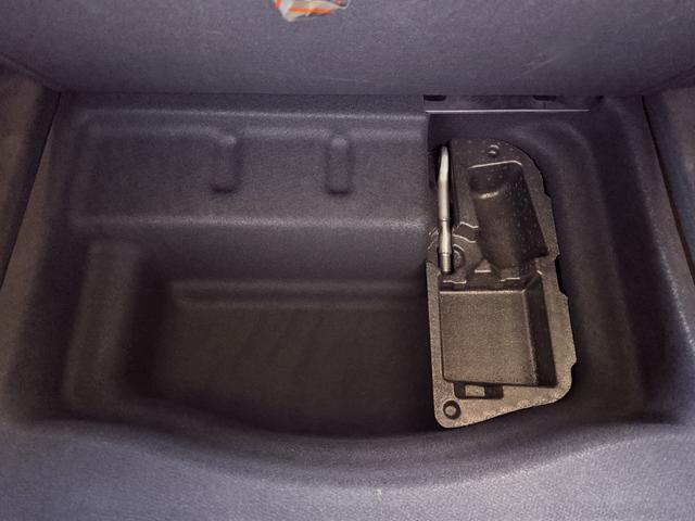 Sクラス S560 4マチック S560 4マチック(5名) デザインパッケージ・ベージュ マルチスポーク20インチアルミホイール リモートパーキングパッケージ パノラミックスライディングサンルーフ リアエンターテイメントシステム(57枚目)