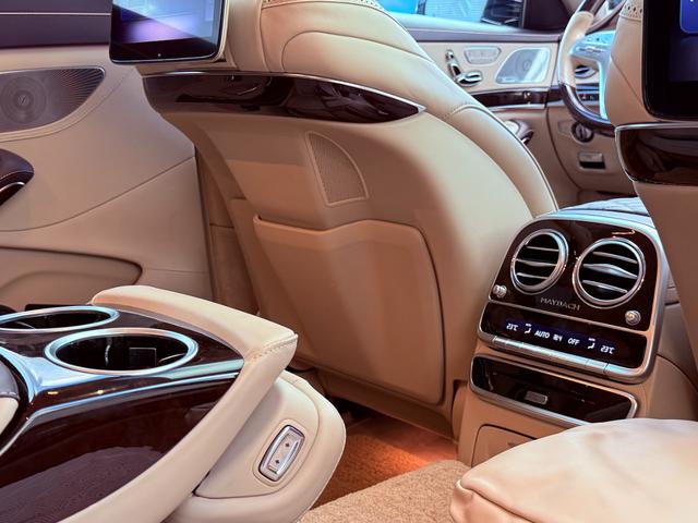 Sクラス S560 4マチック S560 4マチック(5名) デザインパッケージ・ベージュ マルチスポーク20インチアルミホイール リモートパーキングパッケージ パノラミックスライディングサンルーフ リアエンターテイメントシステム(60枚目)