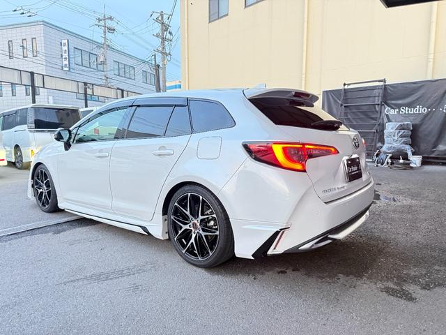 カローラツーリング ハイブリッド ダブルバイビー モデリスタフルエアロ ALPINEデジタルインナーミラー 外品18インチAW 10.5インチディスプレイオーディオ BSM バックモニターETC シートカバー ローダウン(10枚目)