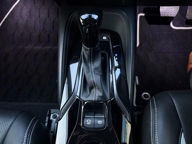 カローラツーリング ハイブリッド ダブルバイビー モデリスタフルエアロ ALPINEデジタルインナーミラー 外品18インチAW 10.5インチディスプレイオーディオ BSM バックモニターETC シートカバー ローダウン(13枚目)