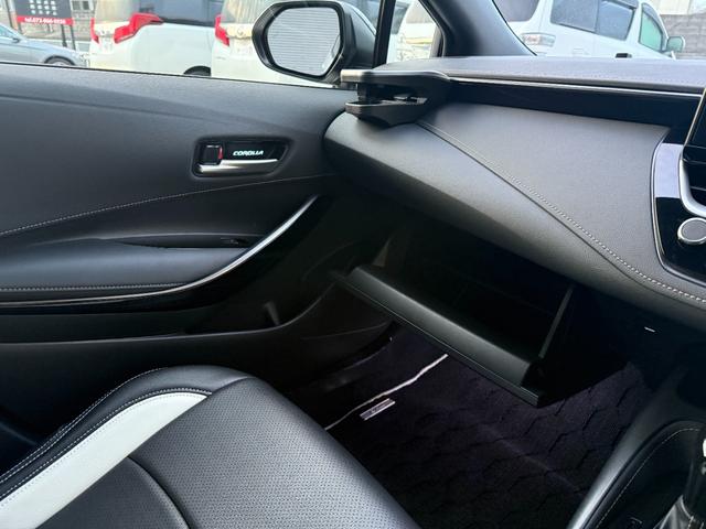 カローラツーリング ハイブリッド ダブルバイビー モデリスタフルエアロ ALPINEデジタルインナーミラー 外品18インチAW 10.5インチディスプレイオーディオ BSM バックモニターETC シートカバー ローダウン(37枚目)