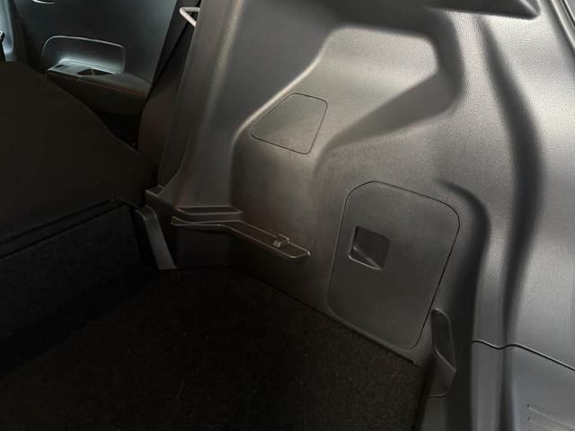 アクア Z 10.5インチディスプレイオーディオ パノラミックビューモニター 純正15インチAW BSM ETC フルセグTV クルーズコントロール(50枚目)