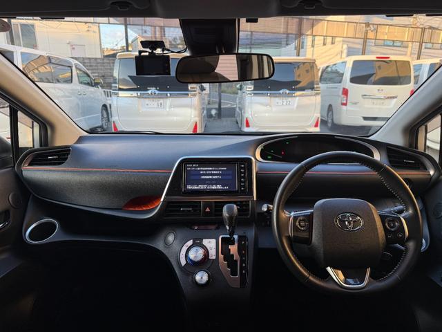 シエンタ ハイブリッドG クエロ 両側電動スライドドア 純正ナビゲーション バックモニター オートクルーズコントロール ドライブレコーダー ETC(13枚目)