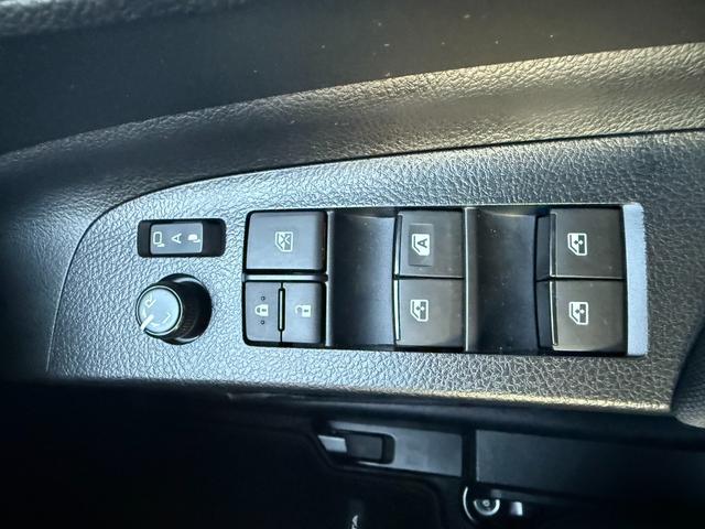 シエンタ ハイブリッドG クエロ 両側電動スライドドア 純正ナビゲーション バックモニター オートクルーズコントロール ドライブレコーダー ETC(24枚目)