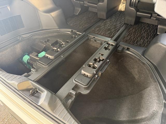 アルファード Z モデリスタフルエアロ サンルーフ 後席モニター フルセグTV ETC2.0 置くだけ充電 デジタルインナーミラー HDMI(56枚目)