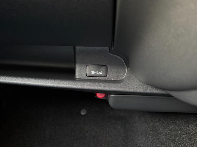 ハイエースバン スーパーGL ダークプライムII 両側電動スライドドア パノラミックビューモニター デジタルインナーミラー 20周年記念フロントスカッフプレート(19枚目)