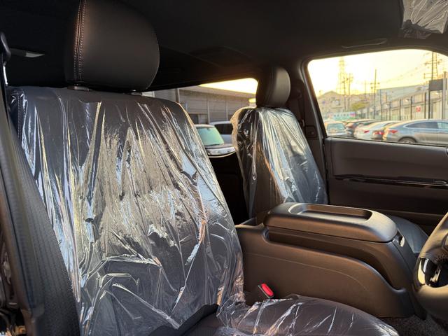 ハイエースバン スーパーGL ダークプライムII 両側電動スライドドア パノラミックビューモニター デジタルインナーミラー 20周年記念フロントスカッフプレート(32枚目)