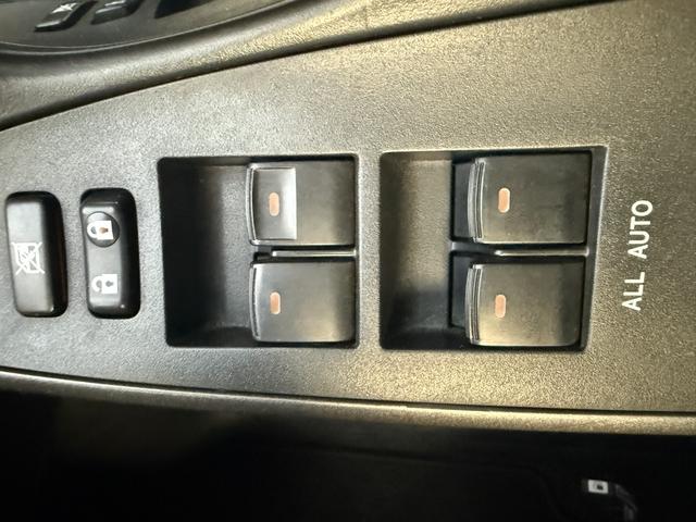 ＲＡＶ４ スポーツ　純正ＨＤＤナビ　ＣＤ　ＤＶＤ再生　ＴＶ　コーナーセンサー　純正１８インチＡＷ　ホーネットセキュリティー　Ｂｌｕｅｔｏｏｔｈ対応（29枚目）