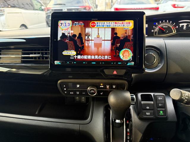 Ｎ－ＢＯＸカスタム Ｌ　両側パワースライドドア　９インチ外品ナビバックカメラ　ＥＴＣ　クルーズコントロール　ドライブレコーダー　純正１４インチナビ（14枚目）