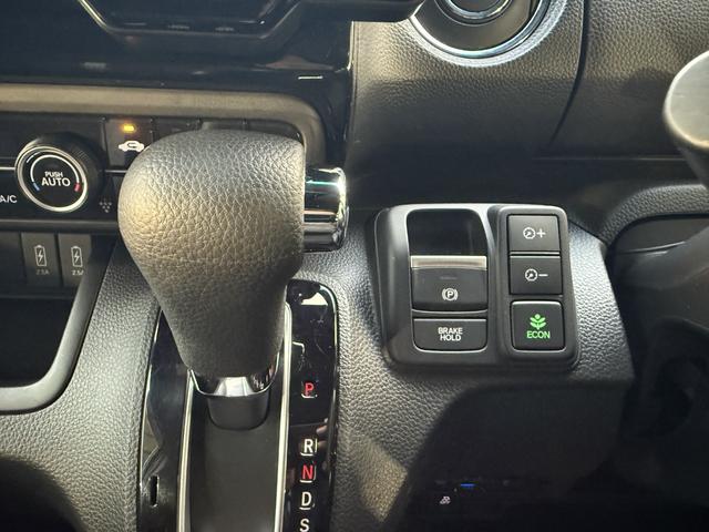 Ｎ－ＢＯＸカスタム Ｌ　両側パワースライドドア　９インチ外品ナビバックカメラ　ＥＴＣ　クルーズコントロール　ドライブレコーダー　純正１４インチナビ（15枚目）