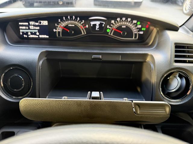 Ｎ－ＢＯＸカスタム Ｌ　両側パワースライドドア　９インチ外品ナビバックカメラ　ＥＴＣ　クルーズコントロール　ドライブレコーダー　純正１４インチナビ（30枚目）