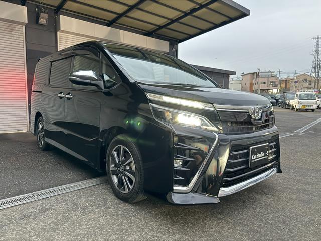 ヴォクシー ＺＳ　煌ＩＩ　両側パワースライドドア　ＡＬＰＩＮＥ　ＢＩＧＸナビ　ＣＤ　ＤＶＤ　Ｂｌｕｅｔｏｏｔｈ対応　ＥＴＣ　前後ドラレコ　後席モニター　バックカメラ　オートクルーズ２１２（3枚目）