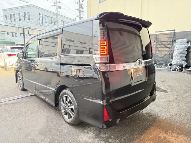 ヴォクシー ＺＳ　煌ＩＩ　両側パワースライドドア　ＡＬＰＩＮＥ　ＢＩＧＸナビ　ＣＤ　ＤＶＤ　Ｂｌｕｅｔｏｏｔｈ対応　ＥＴＣ　前後ドラレコ　後席モニター　バックカメラ　オートクルーズ２１２（11枚目）