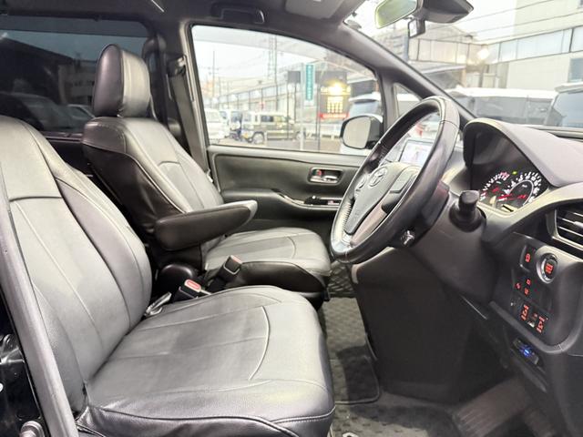 ヴォクシー ＺＳ　煌ＩＩ　両側パワースライドドア　ＡＬＰＩＮＥ　ＢＩＧＸナビ　ＣＤ　ＤＶＤ　Ｂｌｕｅｔｏｏｔｈ対応　ＥＴＣ　前後ドラレコ　後席モニター　バックカメラ　オートクルーズ２１２（36枚目）