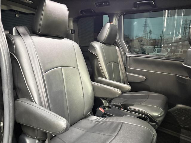 ヴォクシー ＺＳ　煌ＩＩ　両側パワースライドドア　ＡＬＰＩＮＥ　ＢＩＧＸナビ　ＣＤ　ＤＶＤ　Ｂｌｕｅｔｏｏｔｈ対応　ＥＴＣ　前後ドラレコ　後席モニター　バックカメラ　オートクルーズ２１２（41枚目）