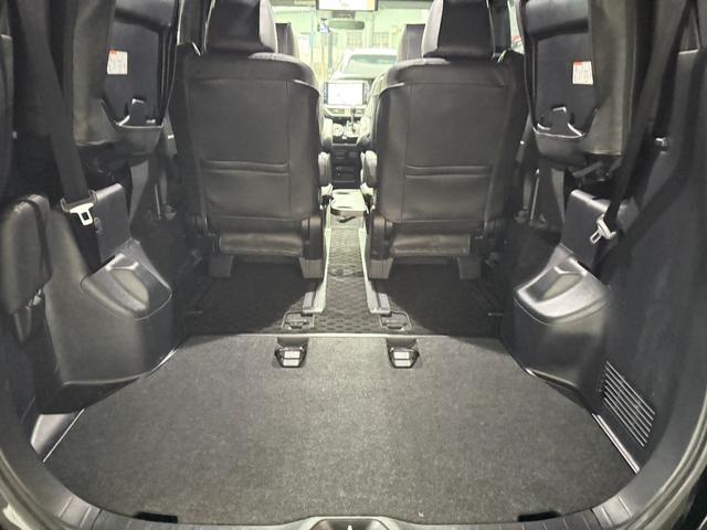 ヴォクシー ＺＳ　煌ＩＩ　両側パワースライドドア　ＡＬＰＩＮＥ　ＢＩＧＸナビ　ＣＤ　ＤＶＤ　Ｂｌｕｅｔｏｏｔｈ対応　ＥＴＣ　前後ドラレコ　後席モニター　バックカメラ　オートクルーズ２１２（45枚目）