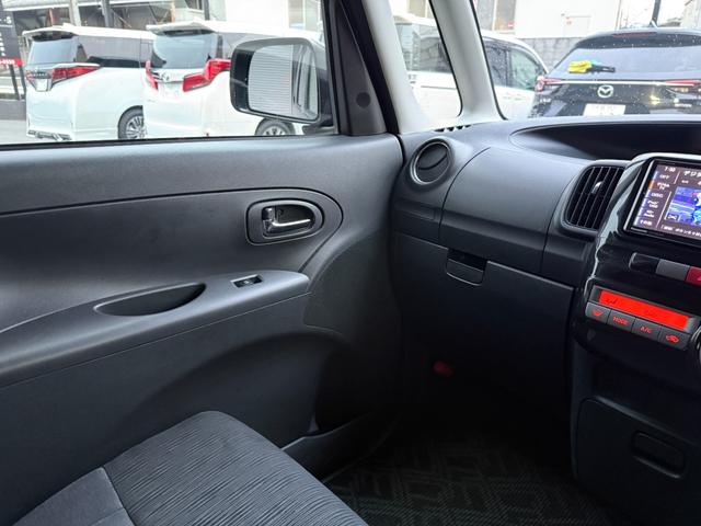 タント カスタムＸ　片側パワースライドドア　外品ストラーダＳＤナビ　ＣＤ　ＤＶＤ　Ｂｌｕｅｔｏｏｔｈ対応　ＥＴＣ　純正１４インチＡＷ（27枚目）