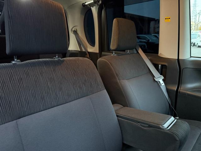 タント カスタムＸ　片側パワースライドドア　外品ストラーダＳＤナビ　ＣＤ　ＤＶＤ　Ｂｌｕｅｔｏｏｔｈ対応　ＥＴＣ　純正１４インチＡＷ（33枚目）