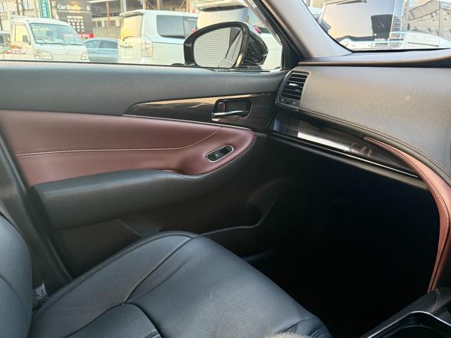 クラウンハイブリッド アスリートＳ　ブラックスタイル　純正ナビゲーション　バックガイドモニター　純正１８インチアルミホイール　純正ドライブレコーダー　　シートヒーター　ＥＴＣ（37枚目）