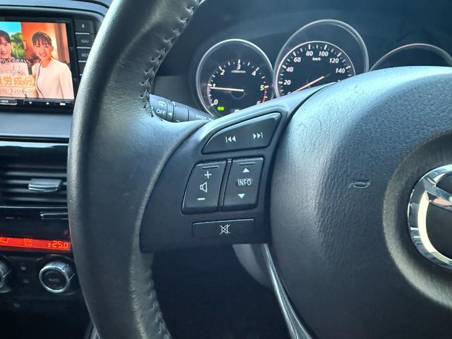 ＣＸ－５ ＸＤ　純正メモリーナビ　ＣＤ　ＤＶＤ　フルセグＴＶ　Ｂｌｕｅｔｏｏｔｈ対応　クルーズコントロール　　ＥＴＣ　純正１７インチＡＷ　ＲＶＭ（28枚目）